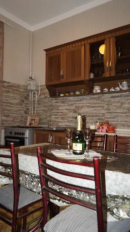 Nino'S Guest House 第比利斯