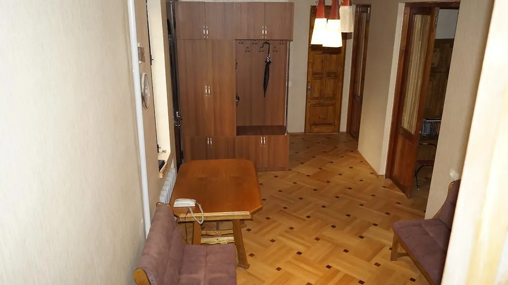 Nino'S Guest House 第比利斯