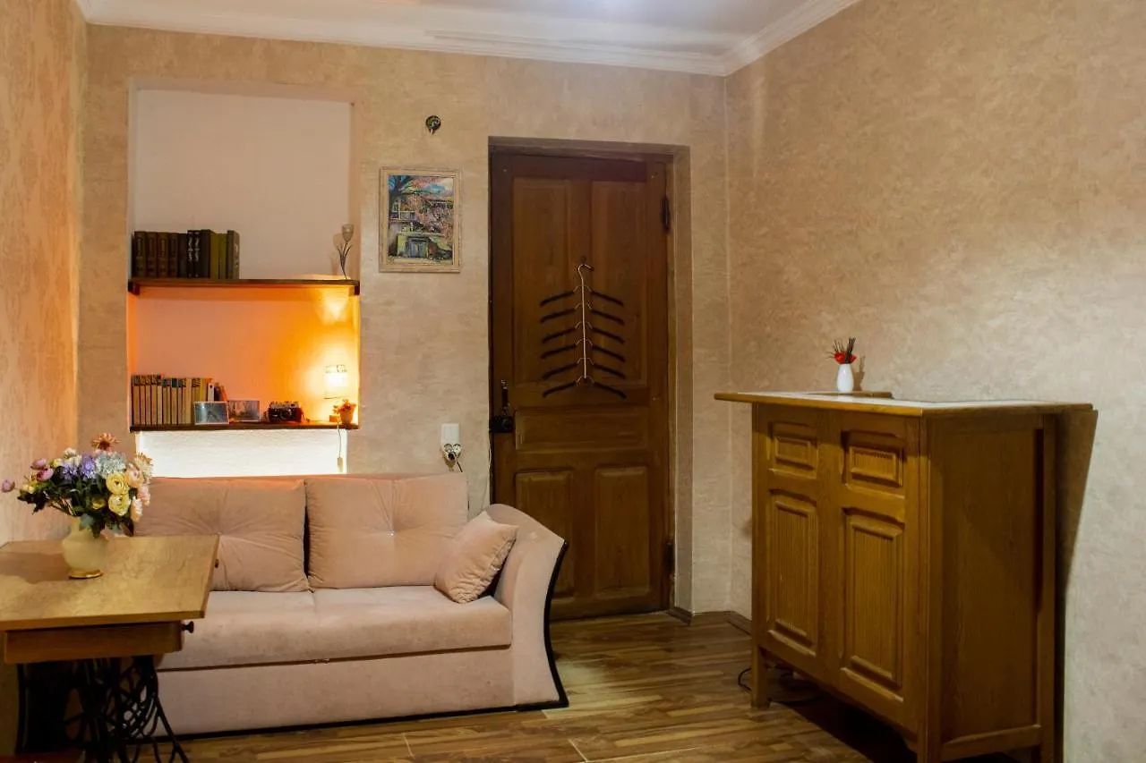 Nino'S Guest House Tiflis Georgia