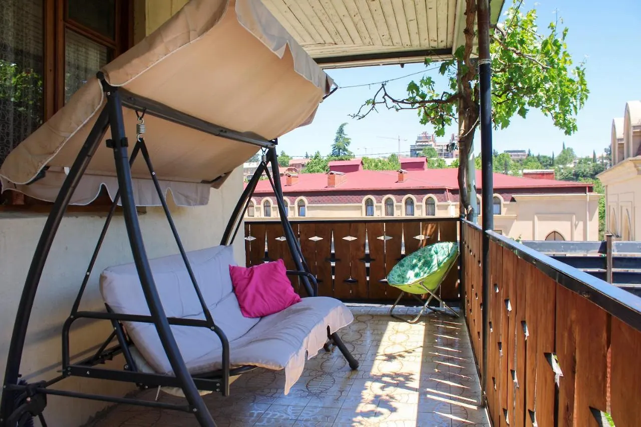 Nino'S Guest House Tiflis