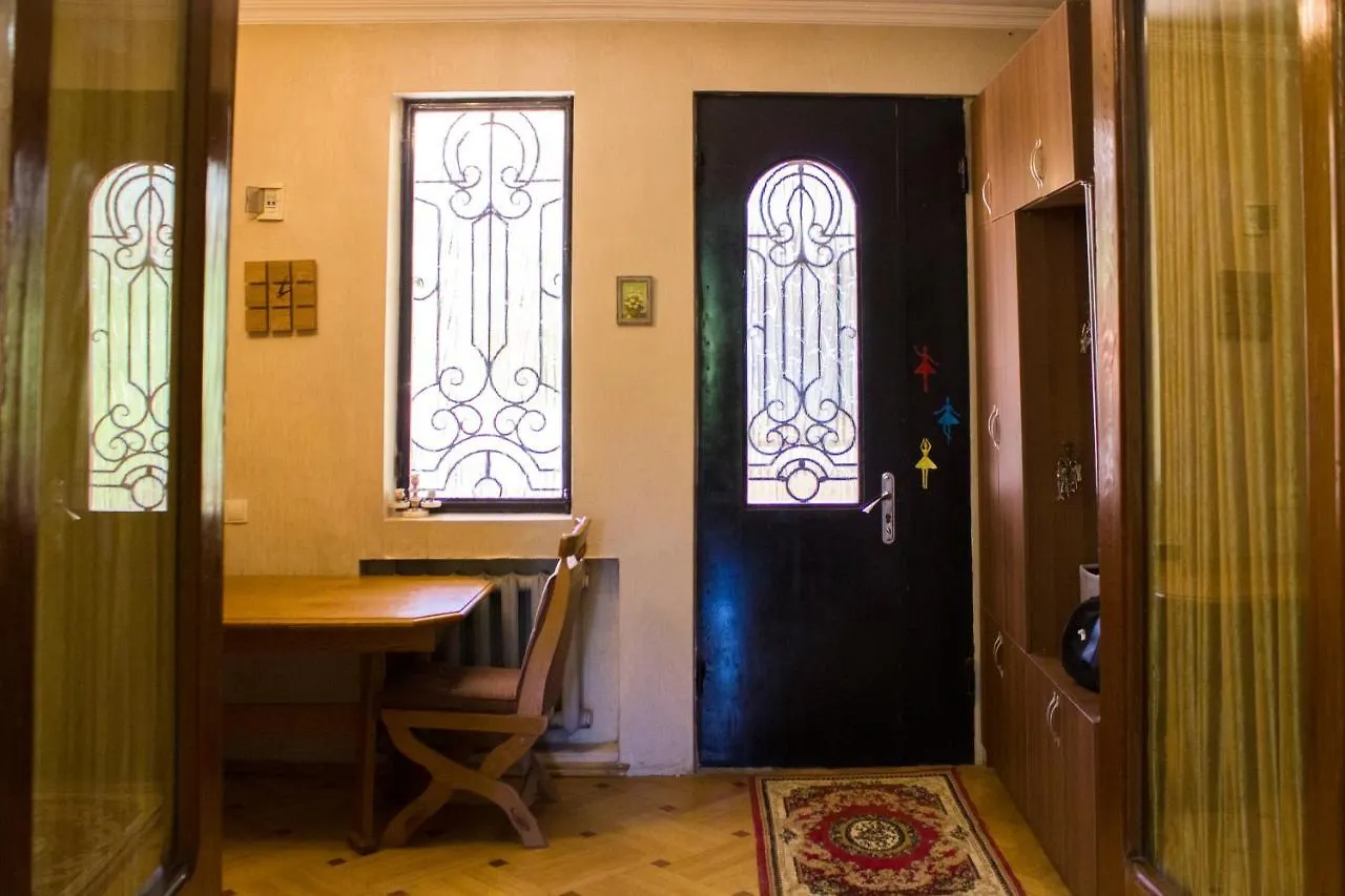 Nino'S Guest House Tiflis